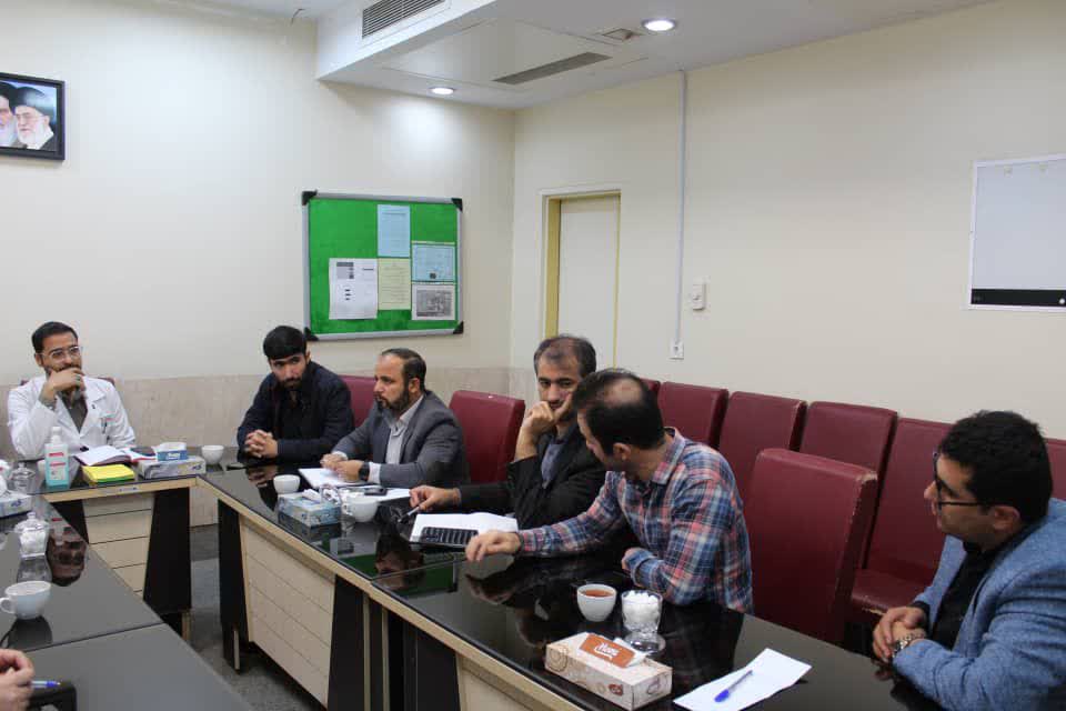 جلسه هماهنگی اردوی جهادی بسیج جامعه پزشکی در بیمارستان امام حسین (ع)